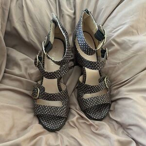 Elegant Black and White Women's Sandals